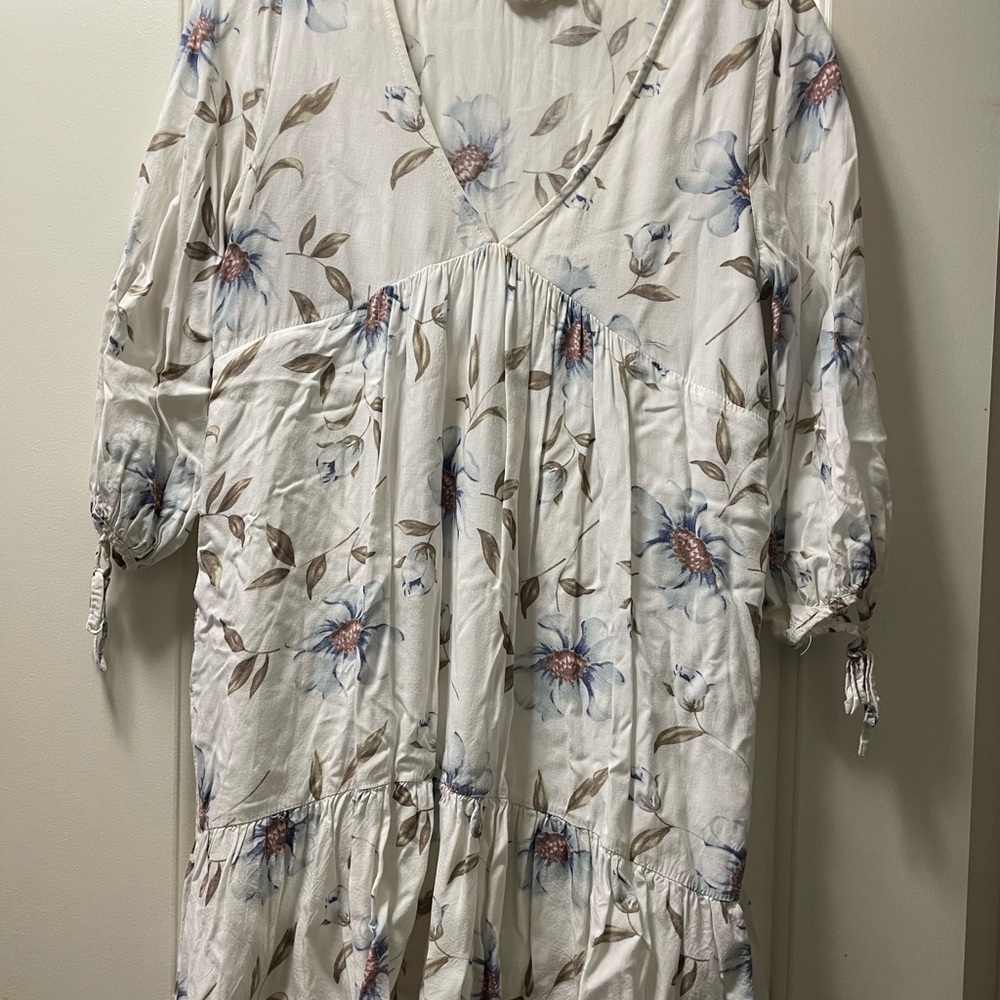 Floral White V-Neck Dress